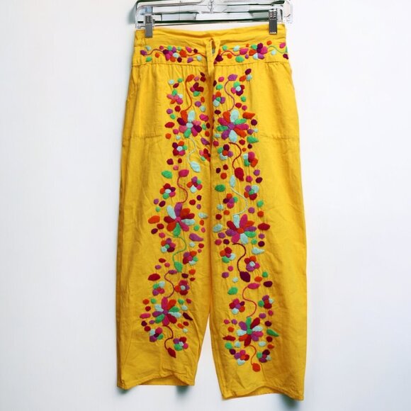 Pants - Vintage - Bright Yellow Orange Linen Capri Pants w Heavily Embroidered Front
